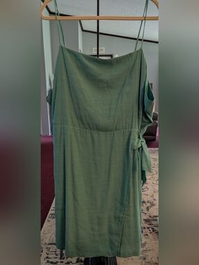 Nine West Green Sleeveless Tie-Waist Dress